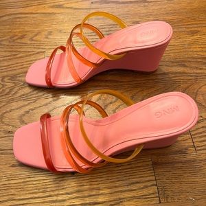 Mango Pink Wedges Size 8